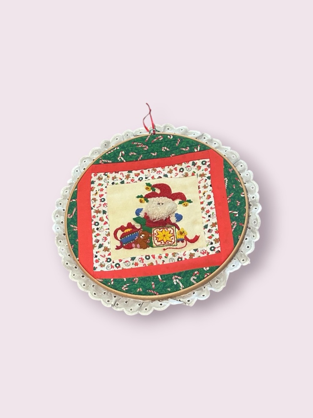 Vintage Handmade Quilt Style Festive Santa Embroidered Wall Hanging - Picture 2 of 8